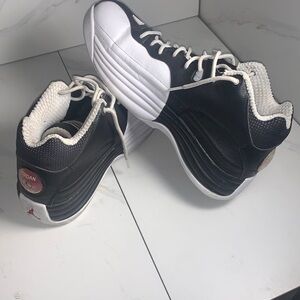 Size 10.5 - Air Jordan Jumpman Team 1 2020 Black